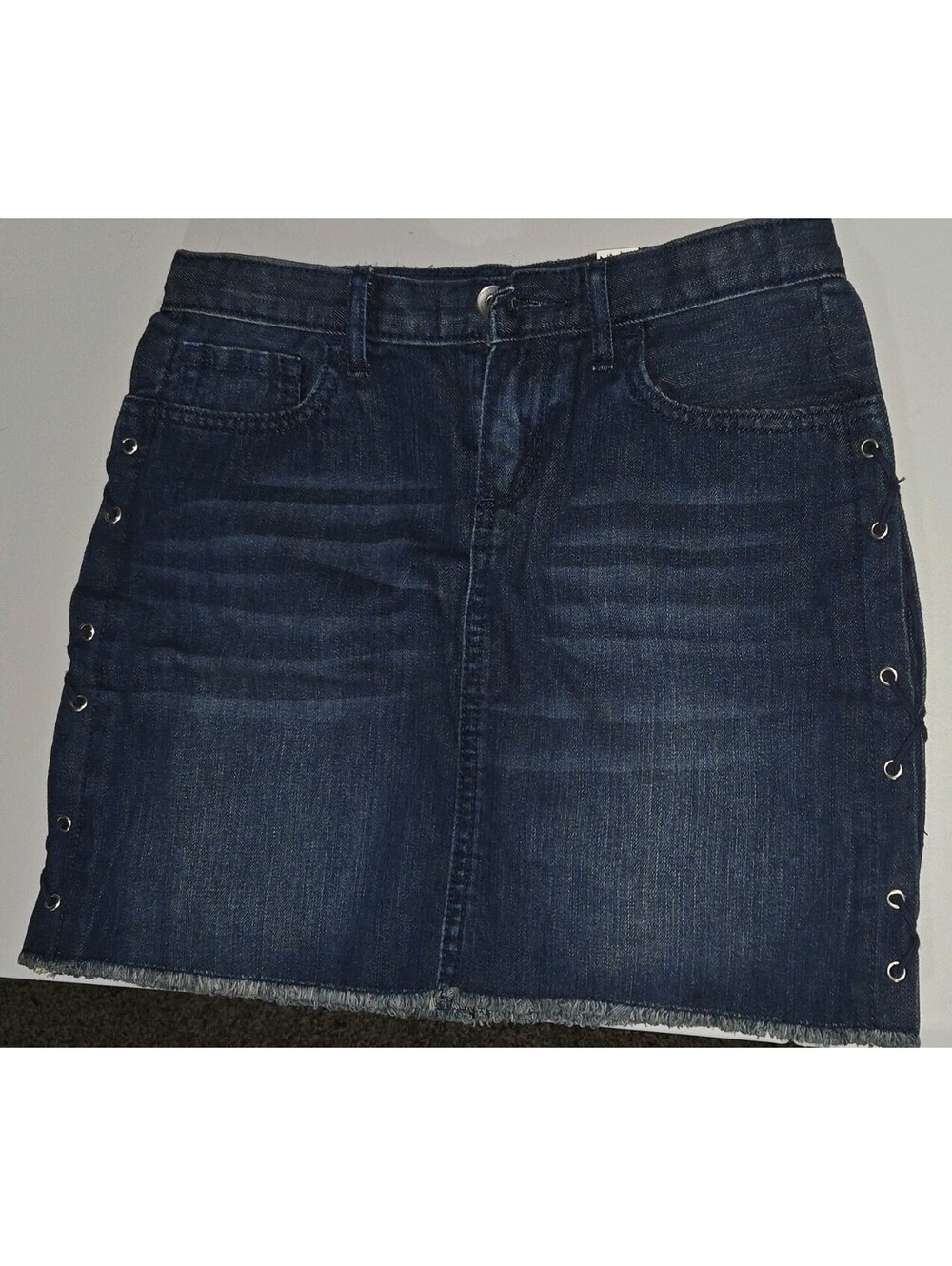 The Children's Place Girls 10 Blue Denim Mini Skirt Lace-Up Eyelets Pockets